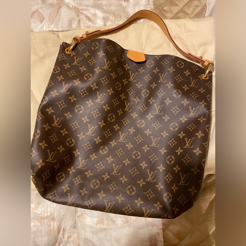 Louis Vuitton Graceful MM
